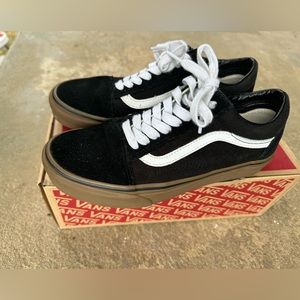 Vans Old Skool Gumsole Black/Medium Gum men’s 6.5 women’s 8